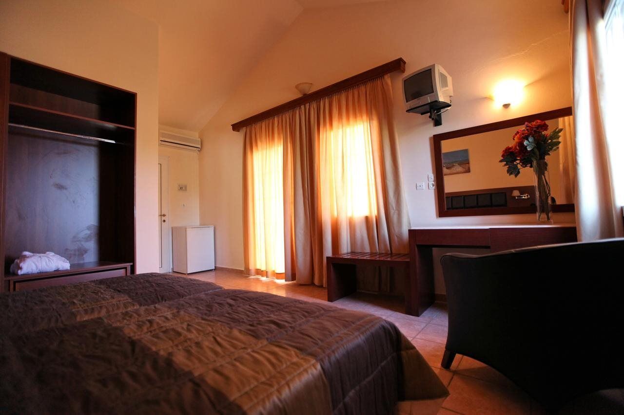 Belvedere Aeolis Hotel Mithymna Exterior photo